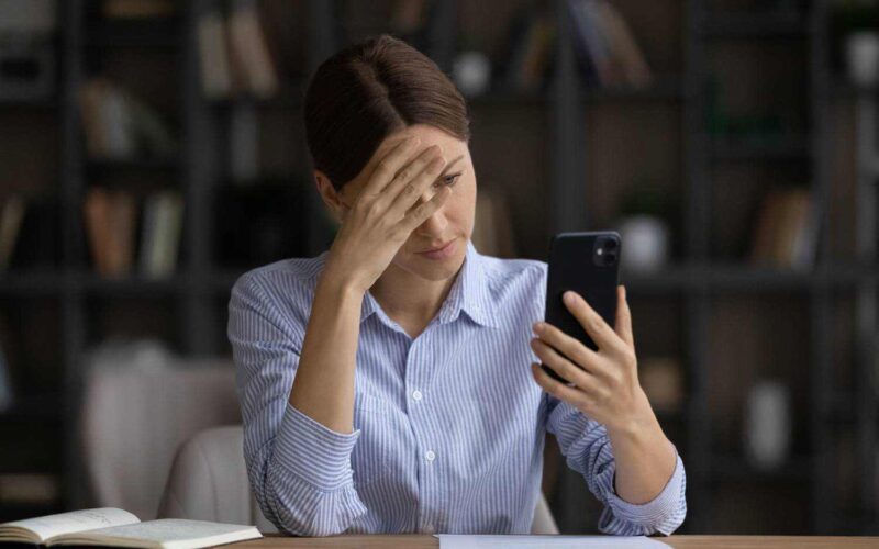 What to do when you receive spam text messages